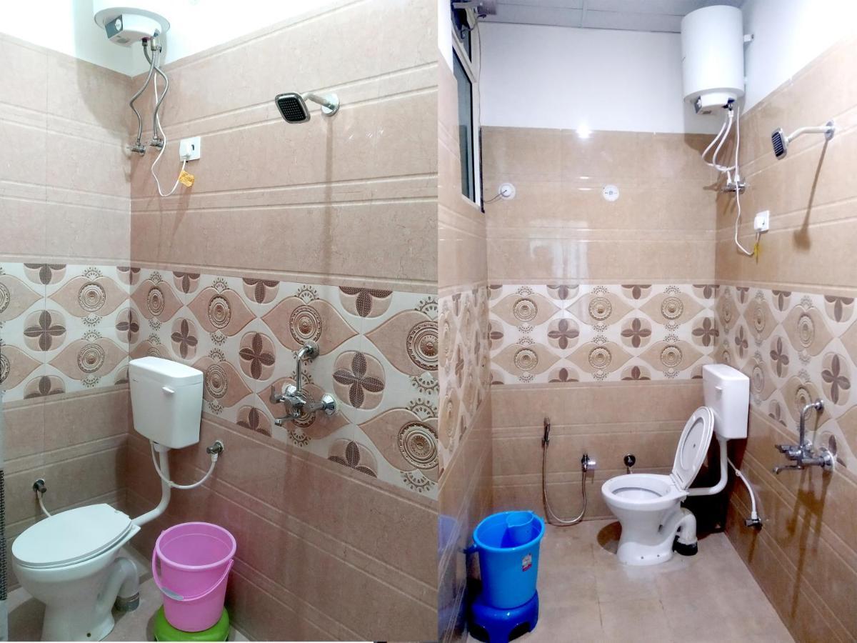 Vrindāvan Nv Palace Hotel מראה חיצוני תמונה